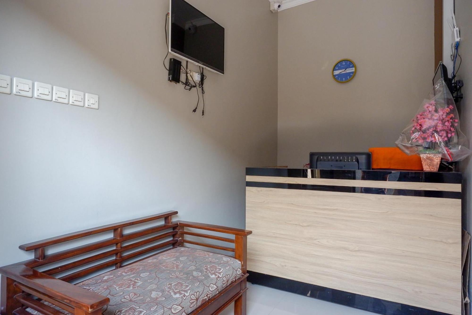 Urbanview Hotel Near Alun Alun Tegal Tegal (Central Java) Extérieur photo